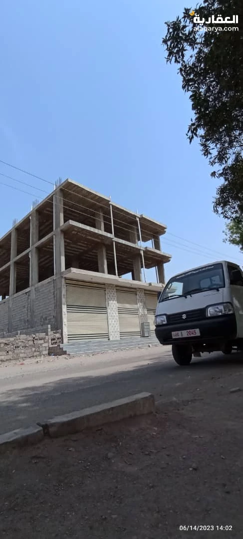 عمارة للبيع في بداية المدينة الخضراء