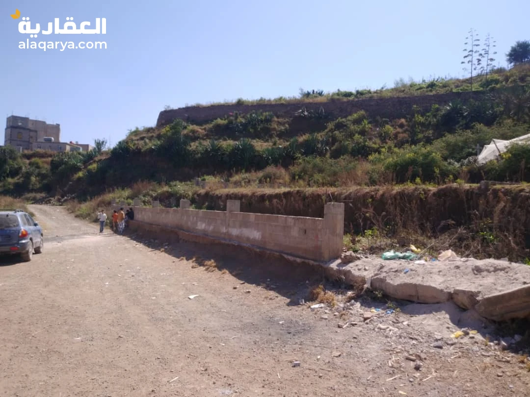 أرض استثمارية سكنيه