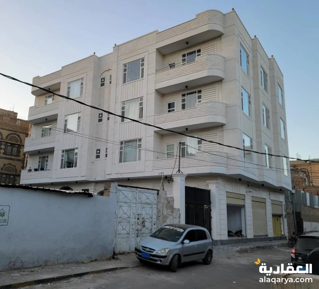 عمارة تجارية أربعة دور وبدروم سوبر لوكس