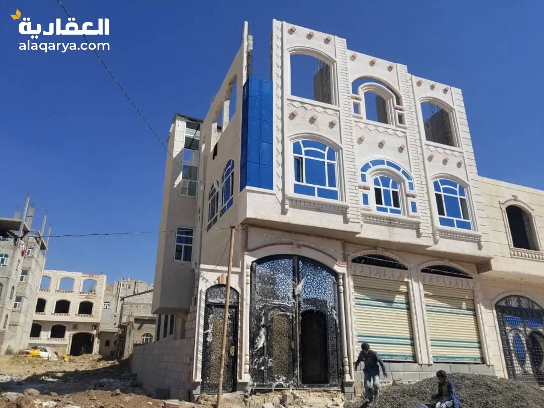 عمارة تجارية ثلاثة دور سوبر لوكس