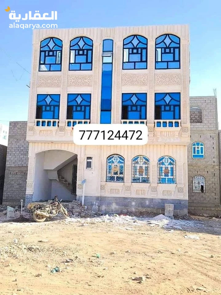 @ للبيع عمارة لبنتين و نص حر في صنعاء