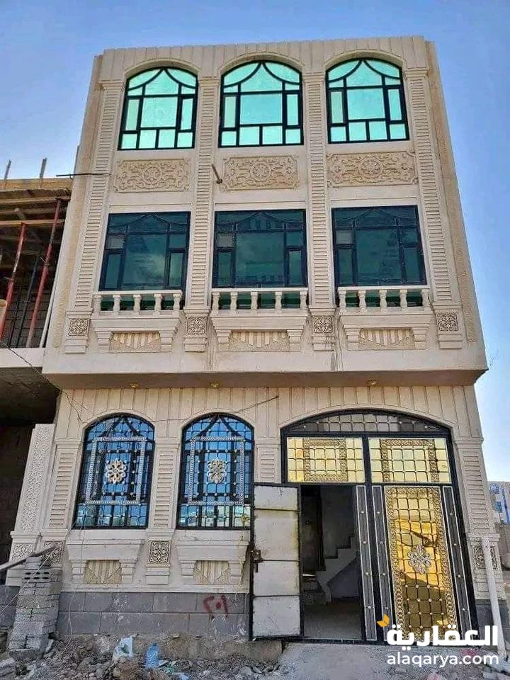 @ للبيع عمارة لبنتين حر في صنعاء