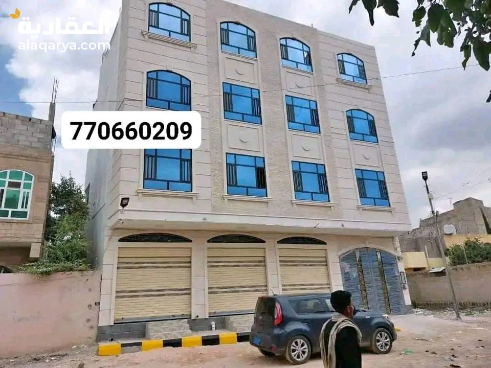 @ للبيع عمارة 11 لبن حر في صنعاء