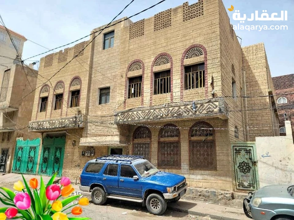 @ للبيع عمارة 8 لبن حر في صنعاء