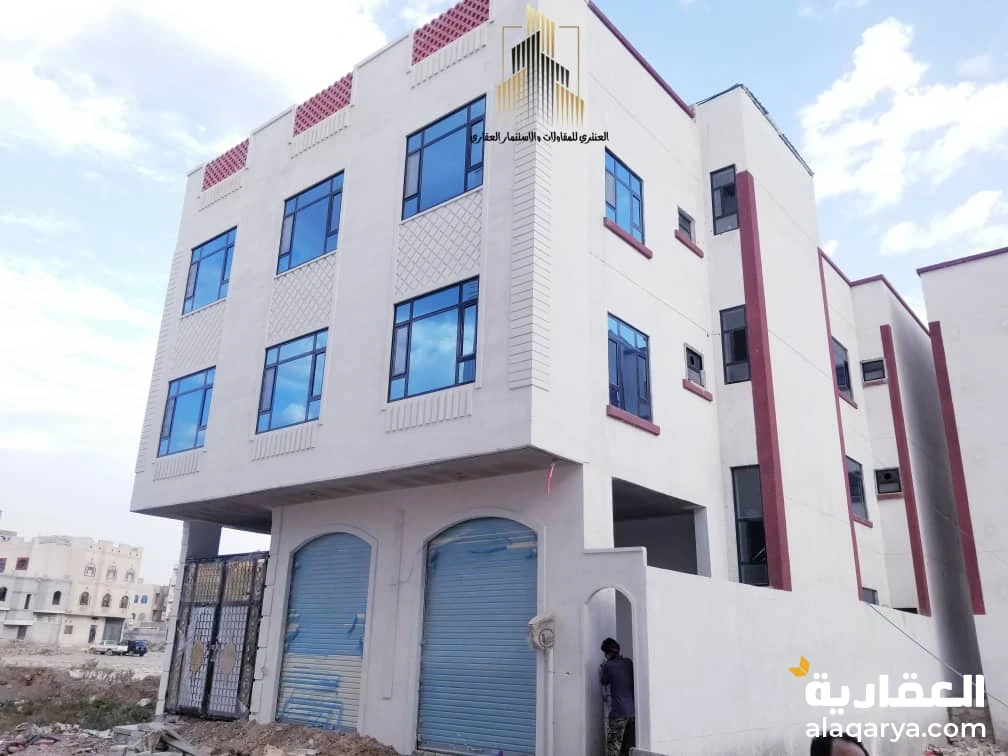 عمارة استثمارية ثلاثة دور سوبر لوكس