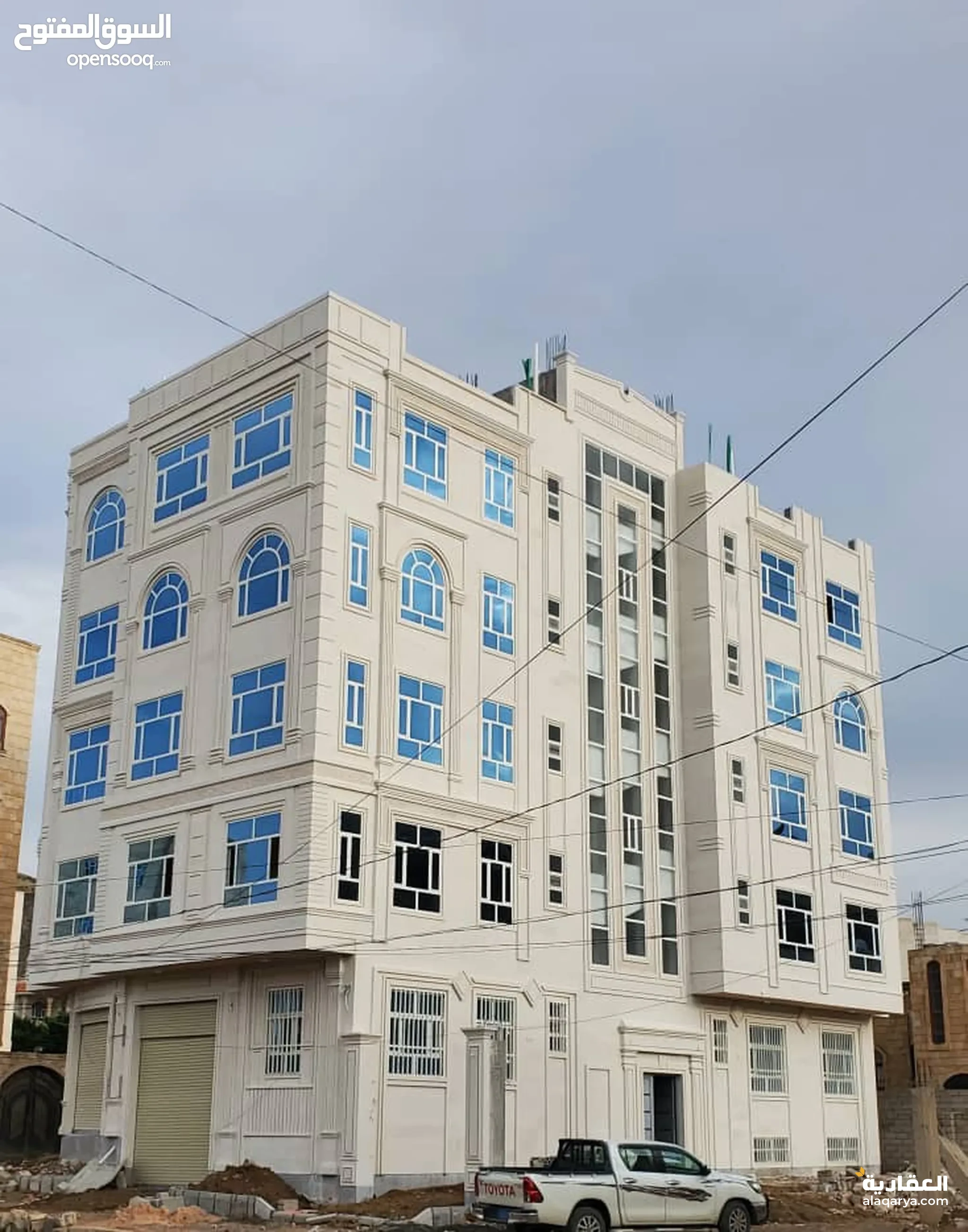 @ للبيع عمارة 10 لبن حر في صنعاء