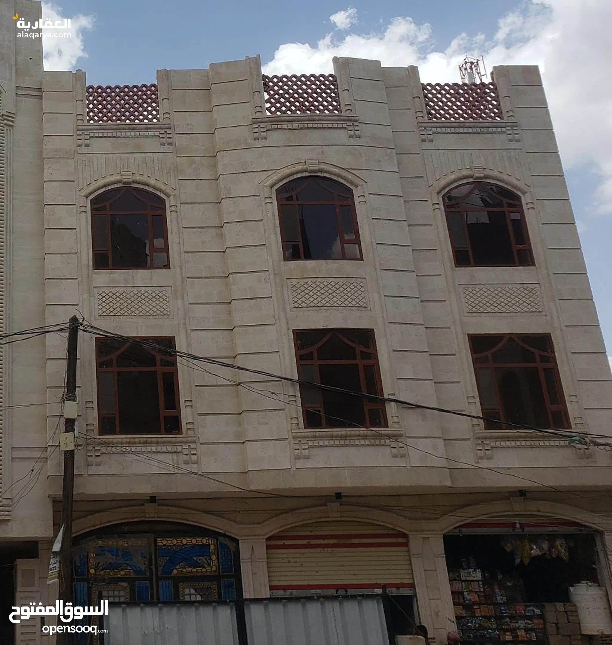 @ للبيع عمارة 4 لبن حر في صنعاء