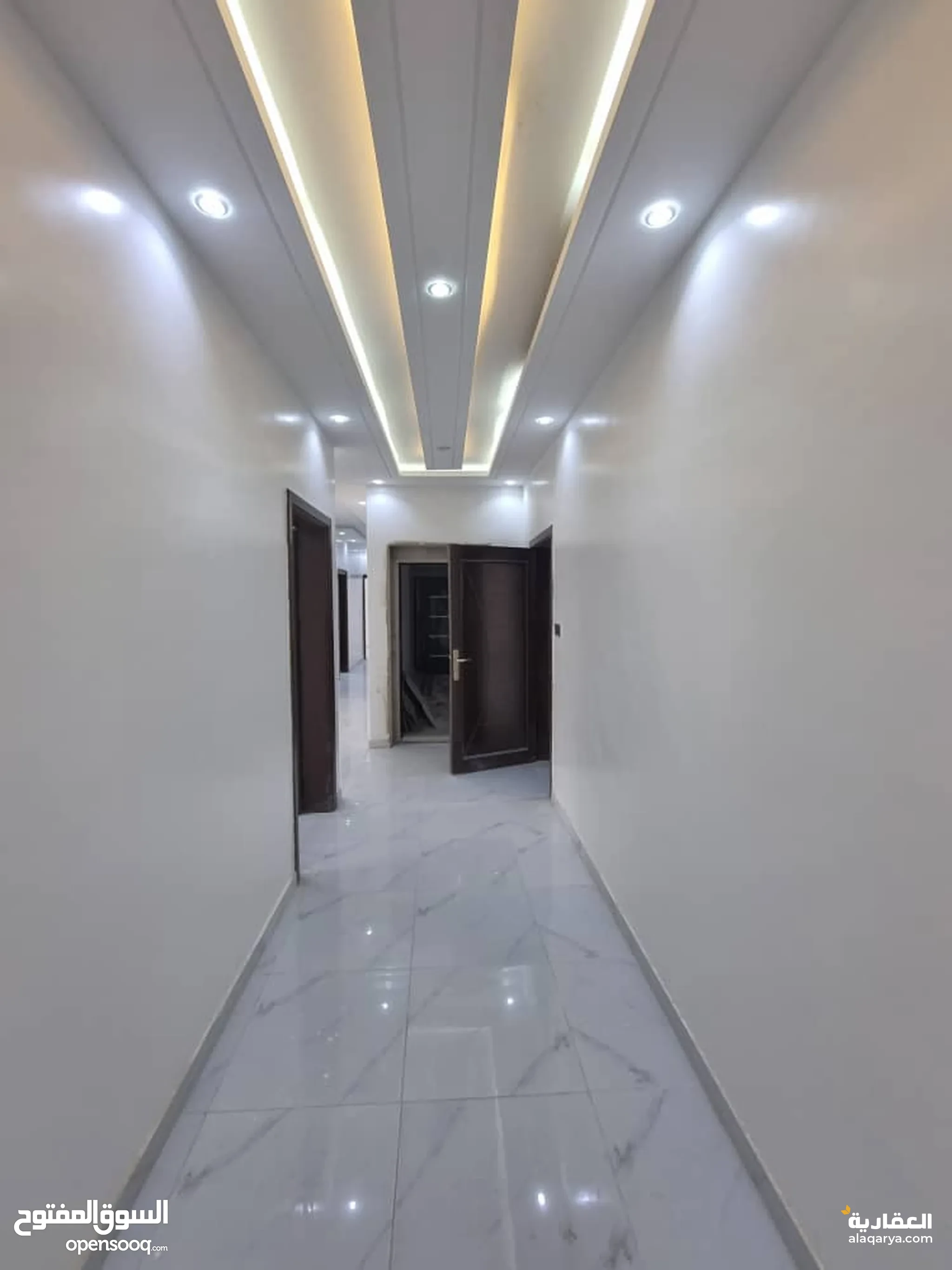 @ للبيع شقة بمساحة 277 متر مربع في صنعاء