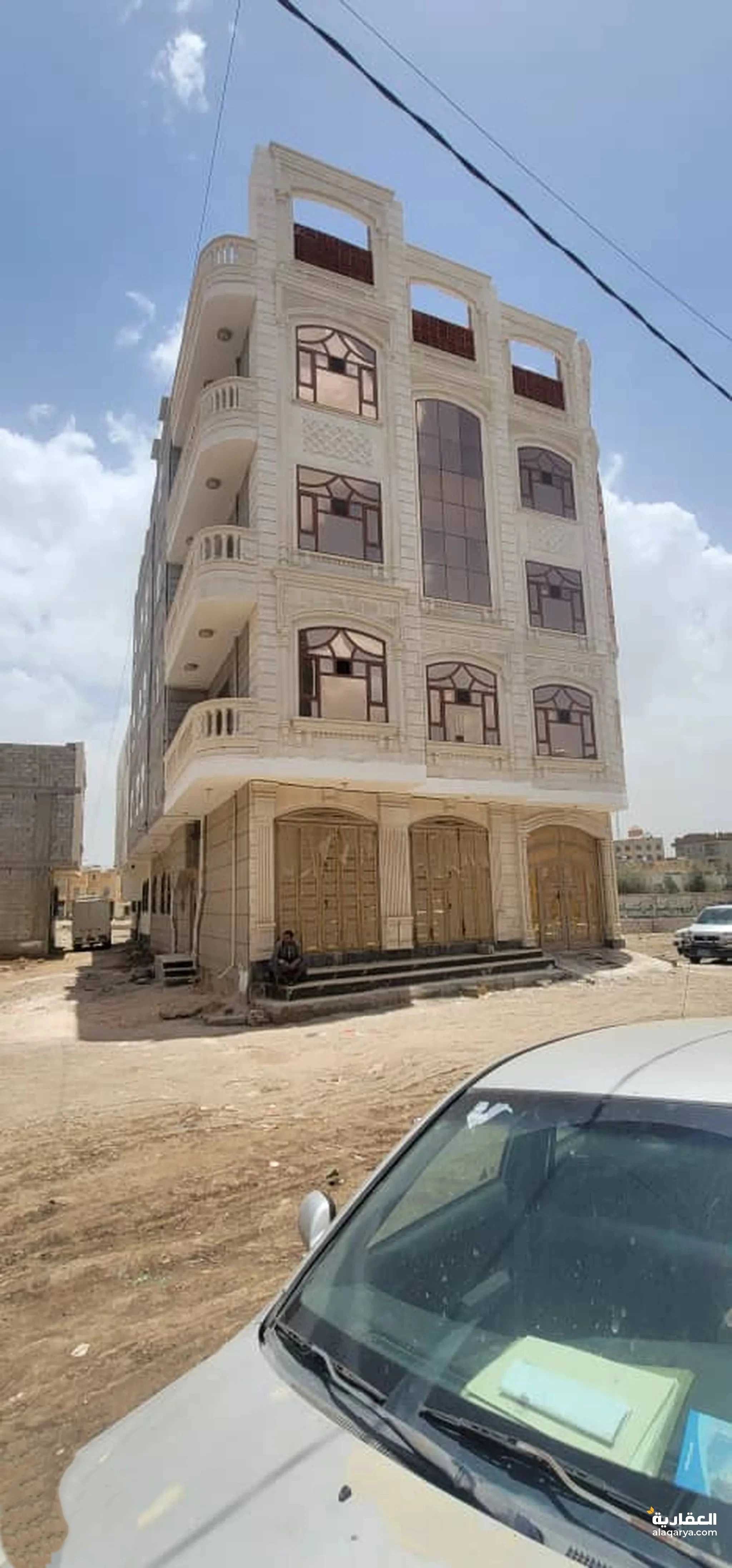 @ للبيع عمارة 4 لبن حر في صنعاء