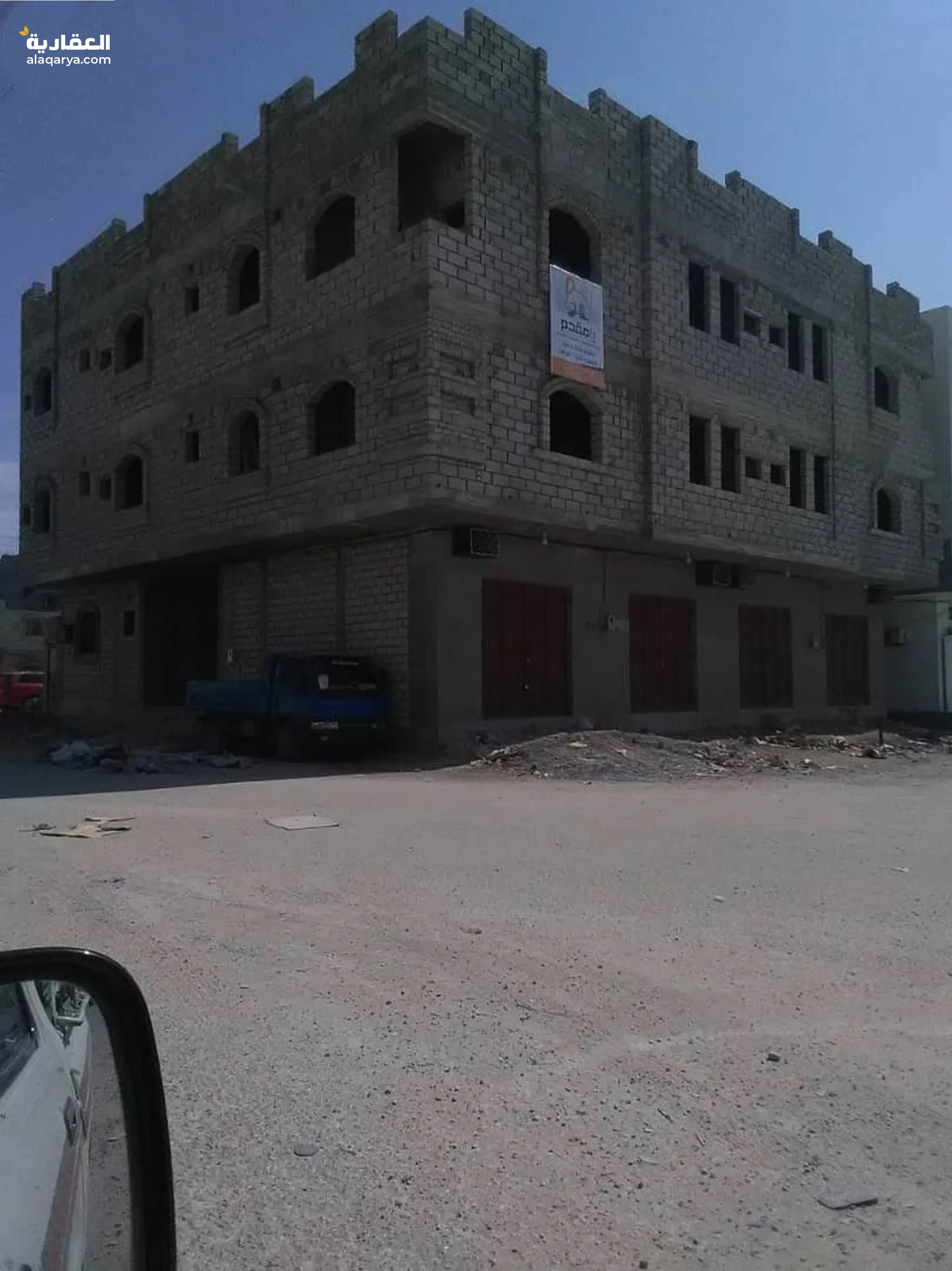 @ للبيع عمارة 7 لبن حر في صنعاء