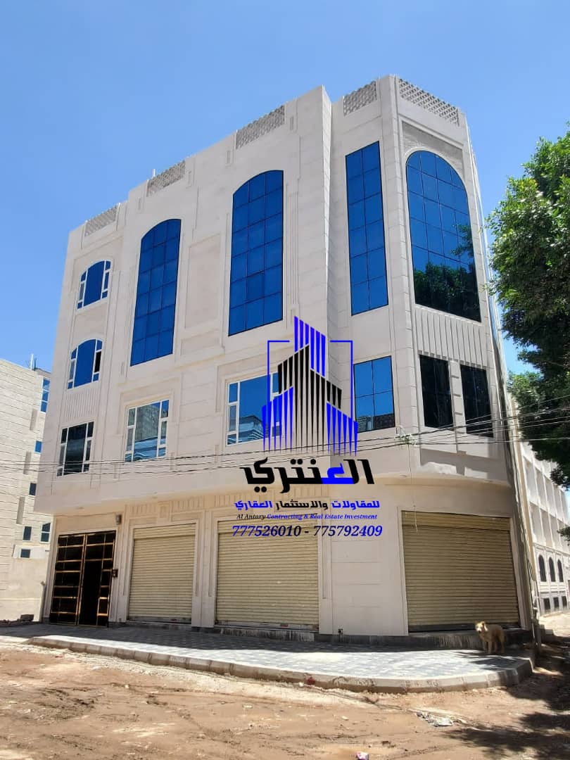عمارة تجارية أربعة دور وبدروم سوبر لوكس