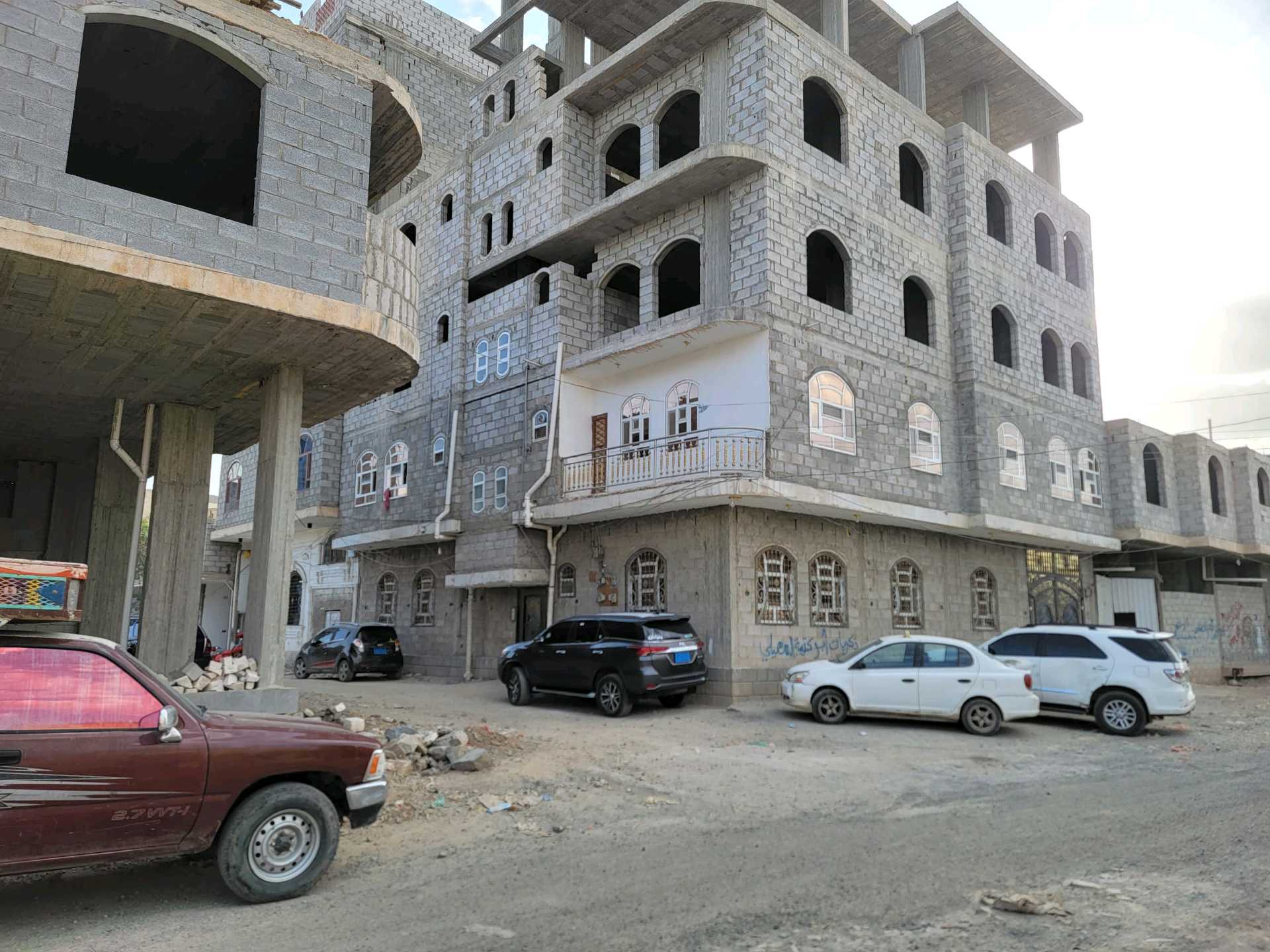 شقة تمليك في صنعاء _حي شميلة للبيع بسعر مغرري جداا 20 الف $ دولار 😍 فقط (( قيمة