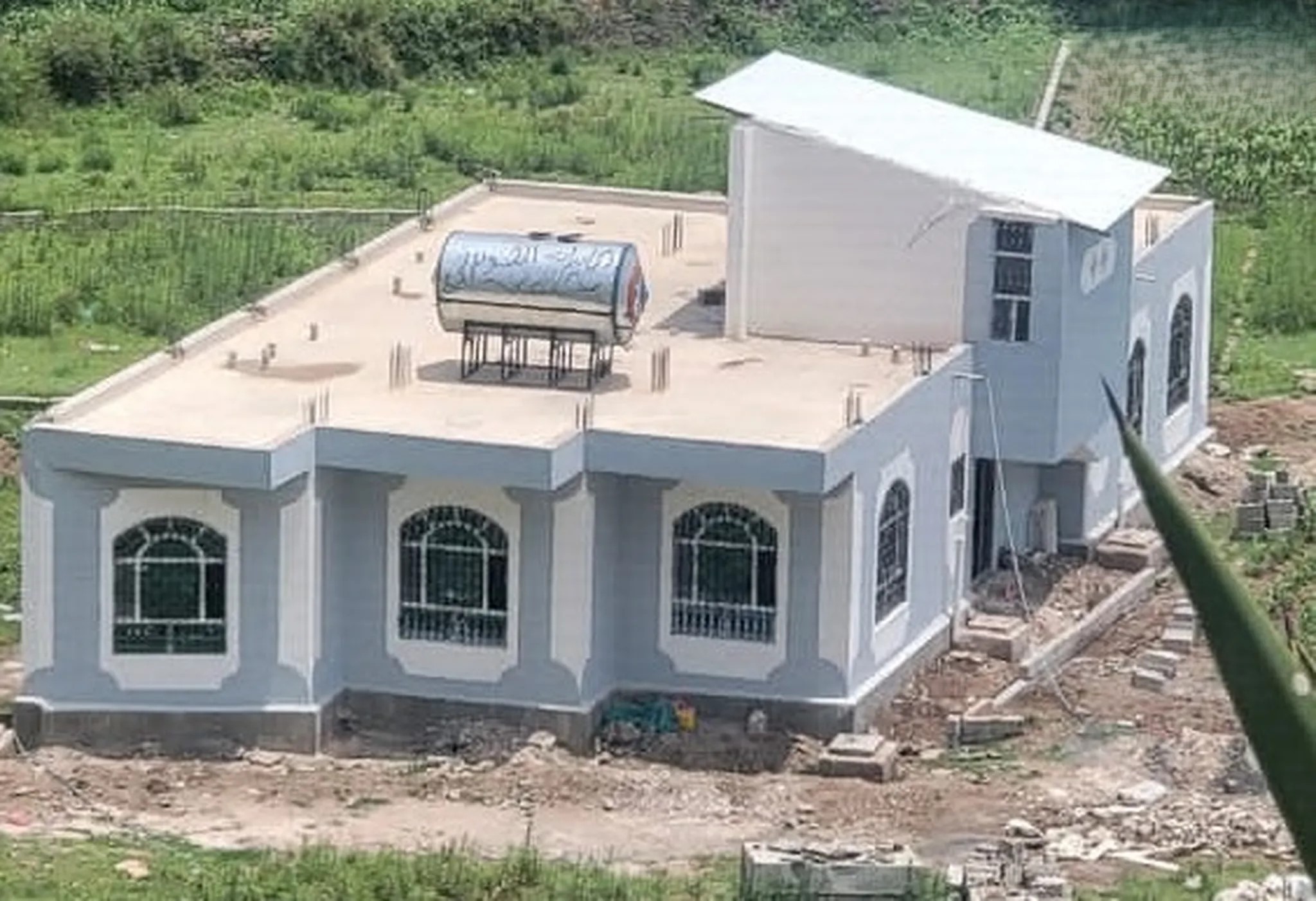 #بيت للبيع بسعر عرطة في المحمول