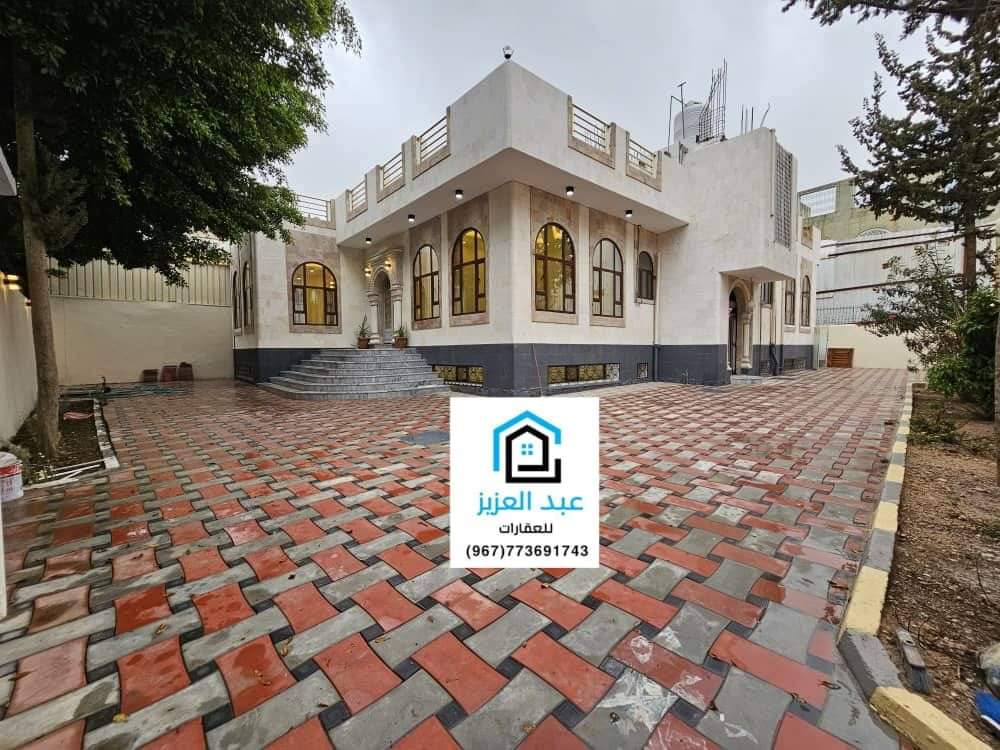 فلة للبيع مشفره بالعاصمة_صنعاء في حده_حي_الصرمي