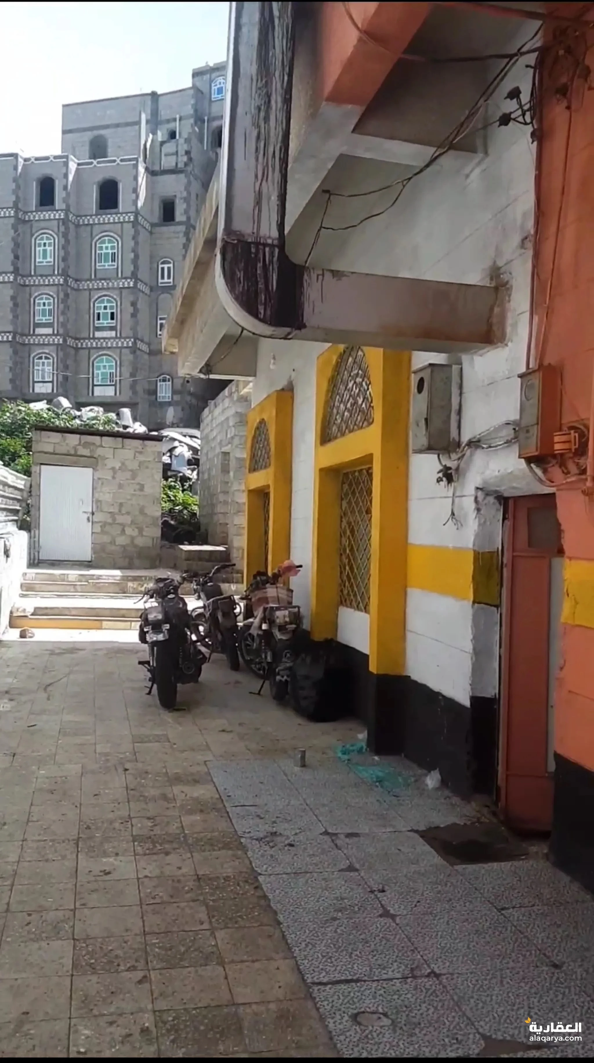 @ للبيع عمارة 8 قصب في إب