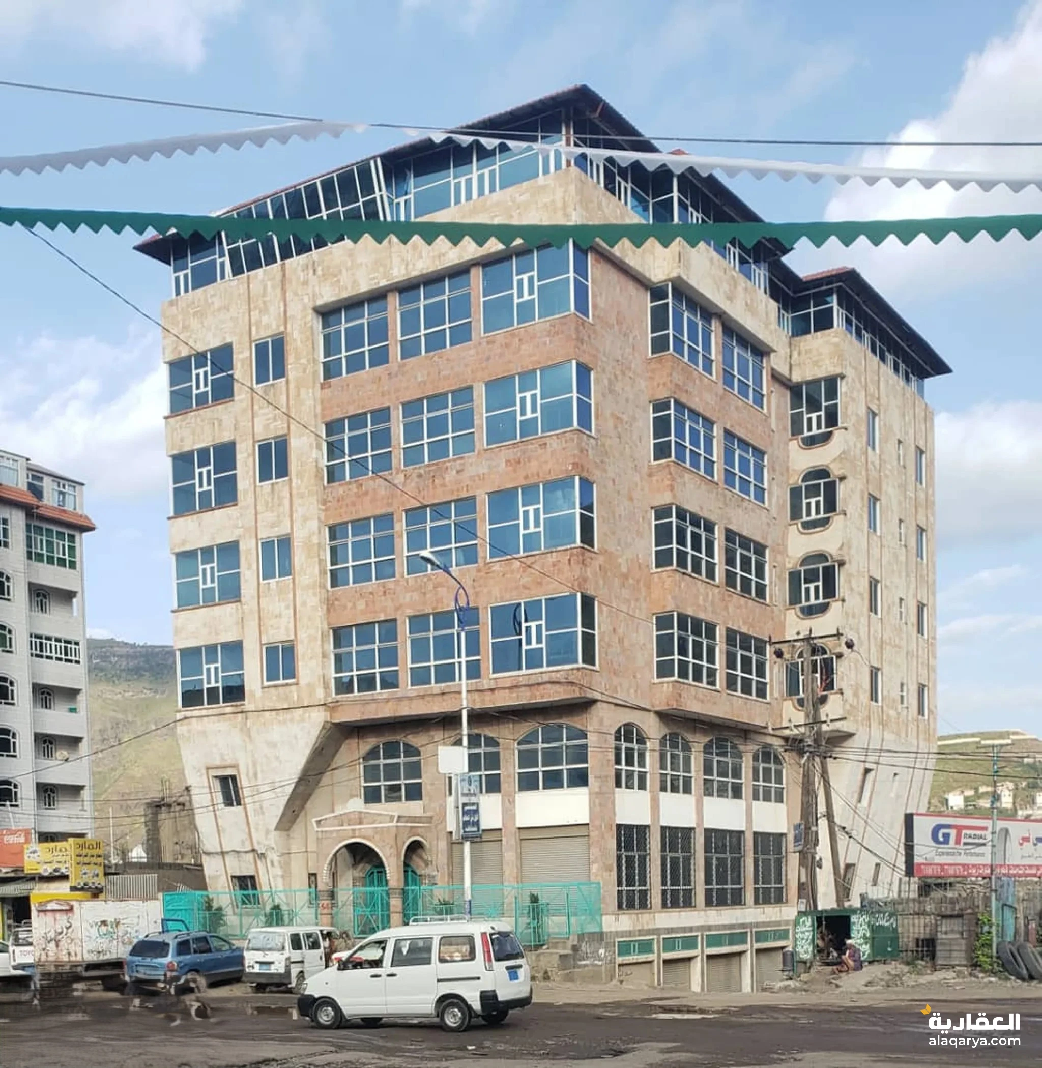 #عماره تجاريه للبيع