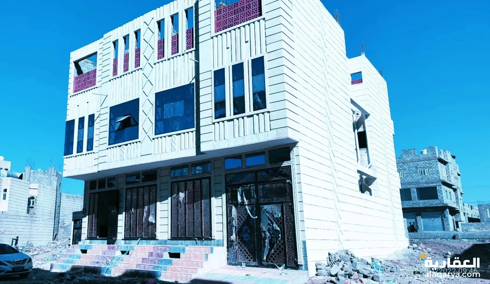 @ للبيع عمارة لبنتين  حر في صنعاء