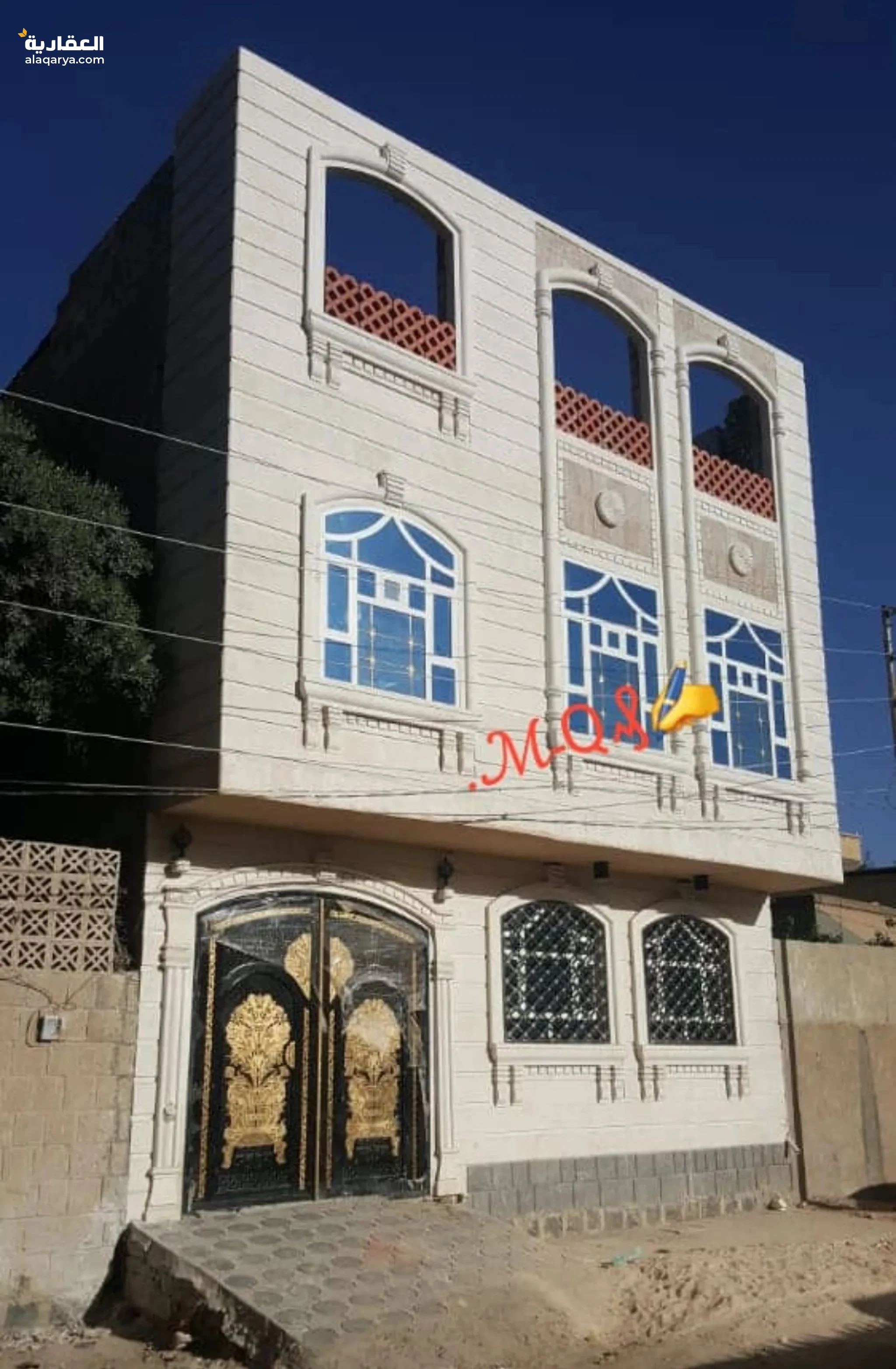 @ للبيع عمارة لبنتين ونص حر في صنعاء