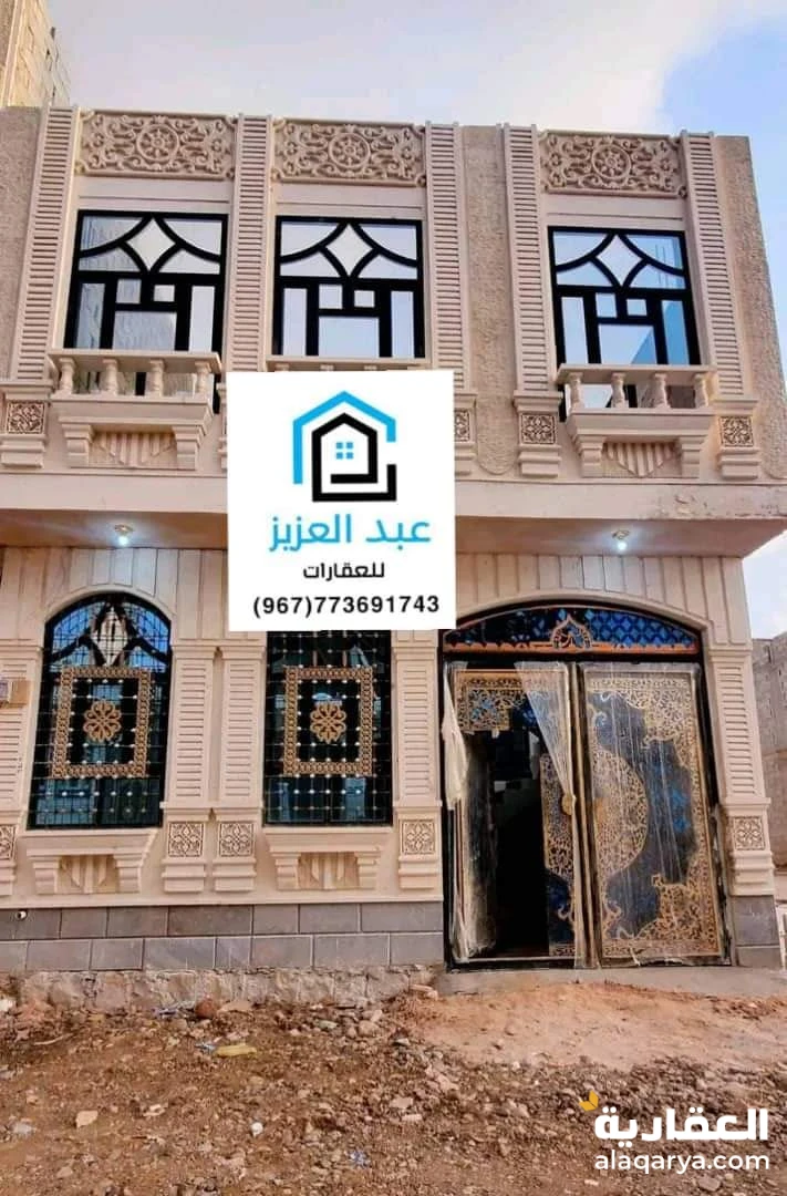 لبنتين حر شارع 12 متر دورين الدور الأول مشطب جاهز و