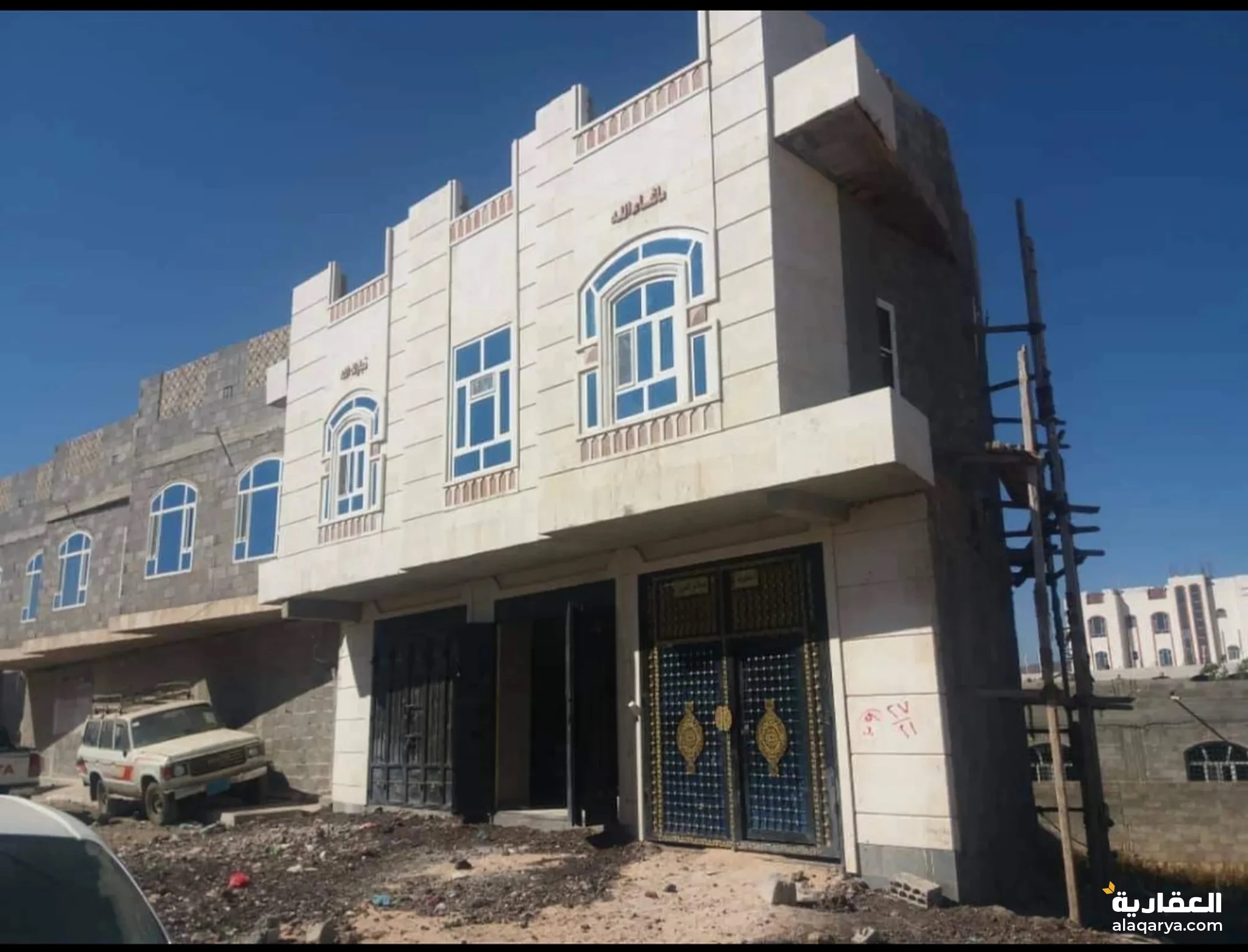 @ للبيع عمارة لبنة ونص حر في صنعاء