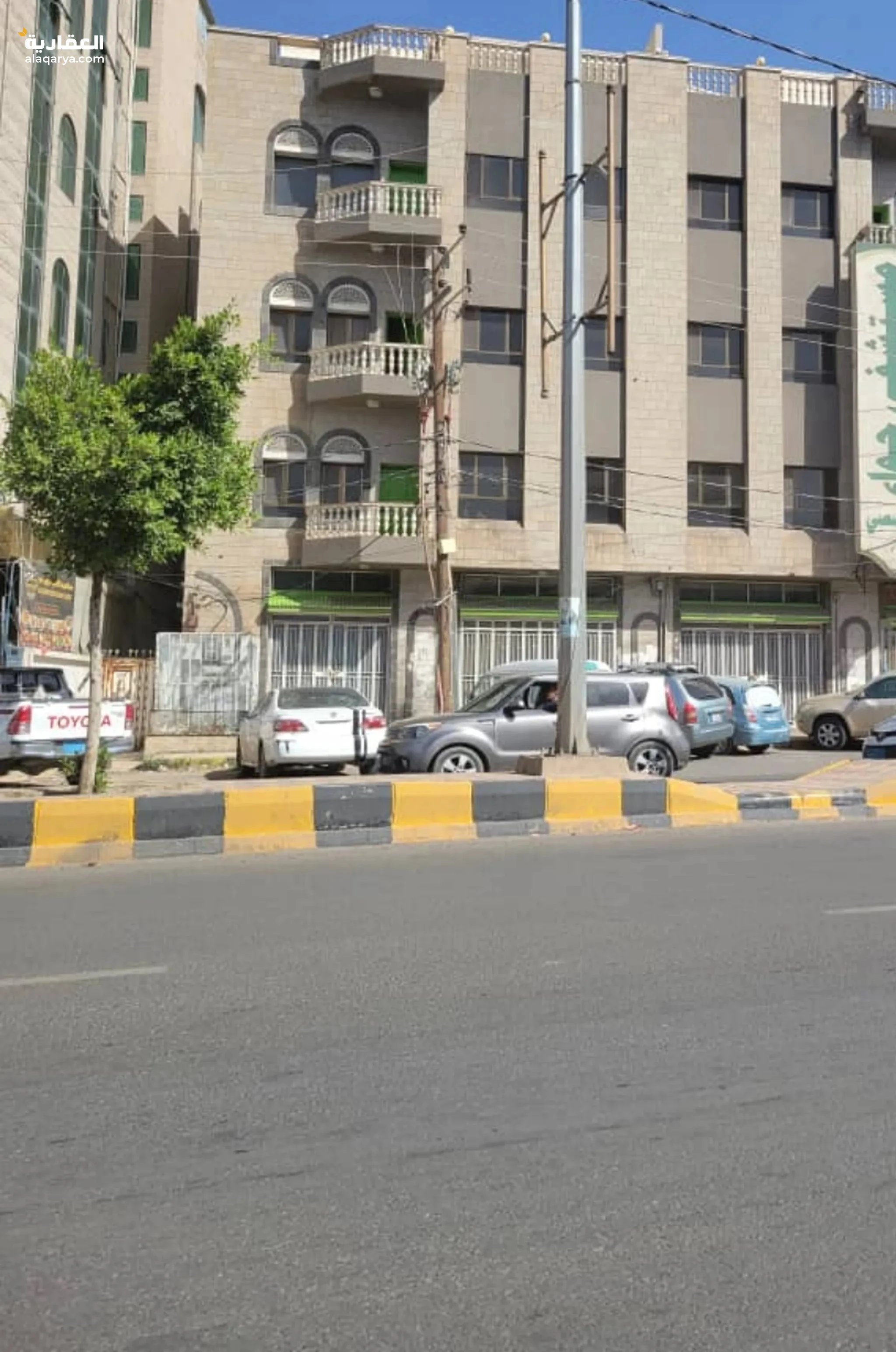 @ للبيع عمارة 24 لبنة حر في صنعاء