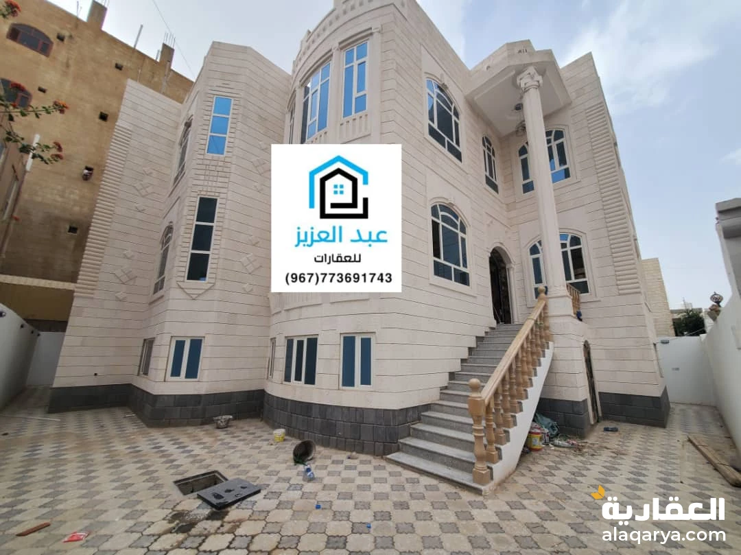 فلة للبيع في بيت بوس امام المحكمة الجزائية