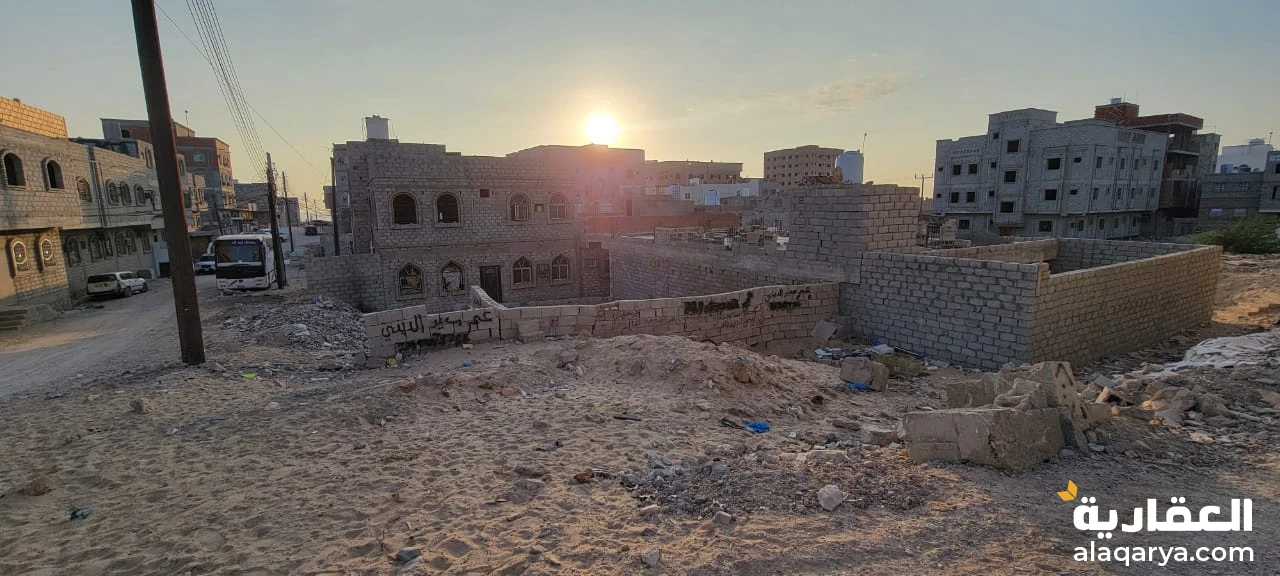 للبيع ارض المكلا المضررين بحري