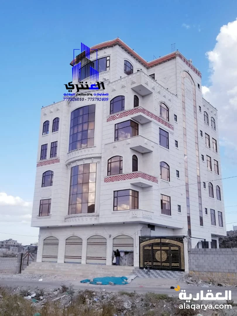 عمارة تجارية خمسة دور وبدروم وملحق وطيرمانة سوبر لوكس في قمة الروعة والجمال.