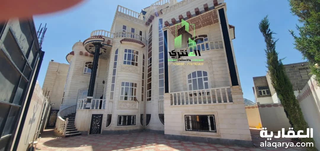 فلة دورين وبدروم وملحق وطيرمانة حجر سوبر لوكس..