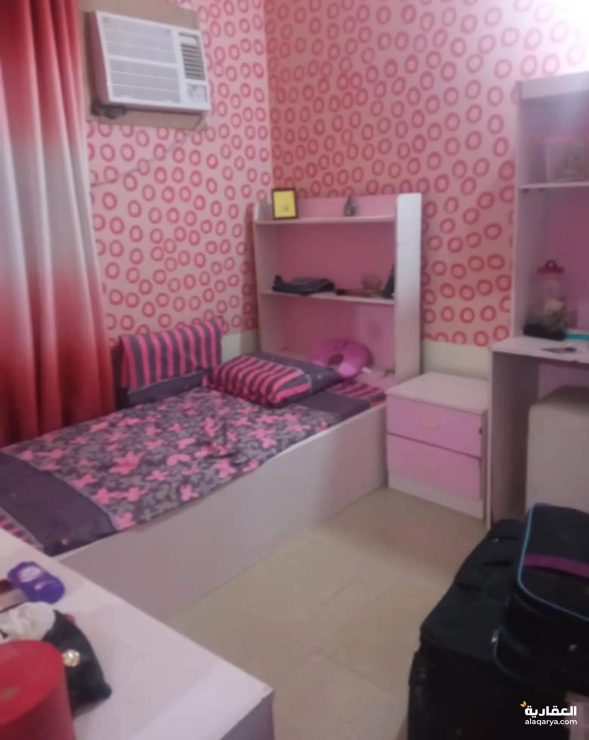 #للبيع شقه في كريتر القطيع