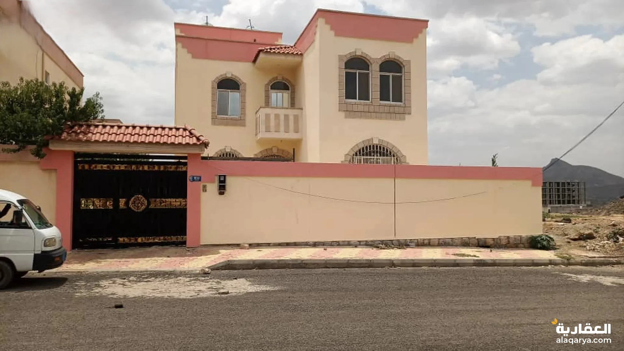 #فلة دورين مع خزان بمكان راقي مدينه التضامن السكنية ارتل