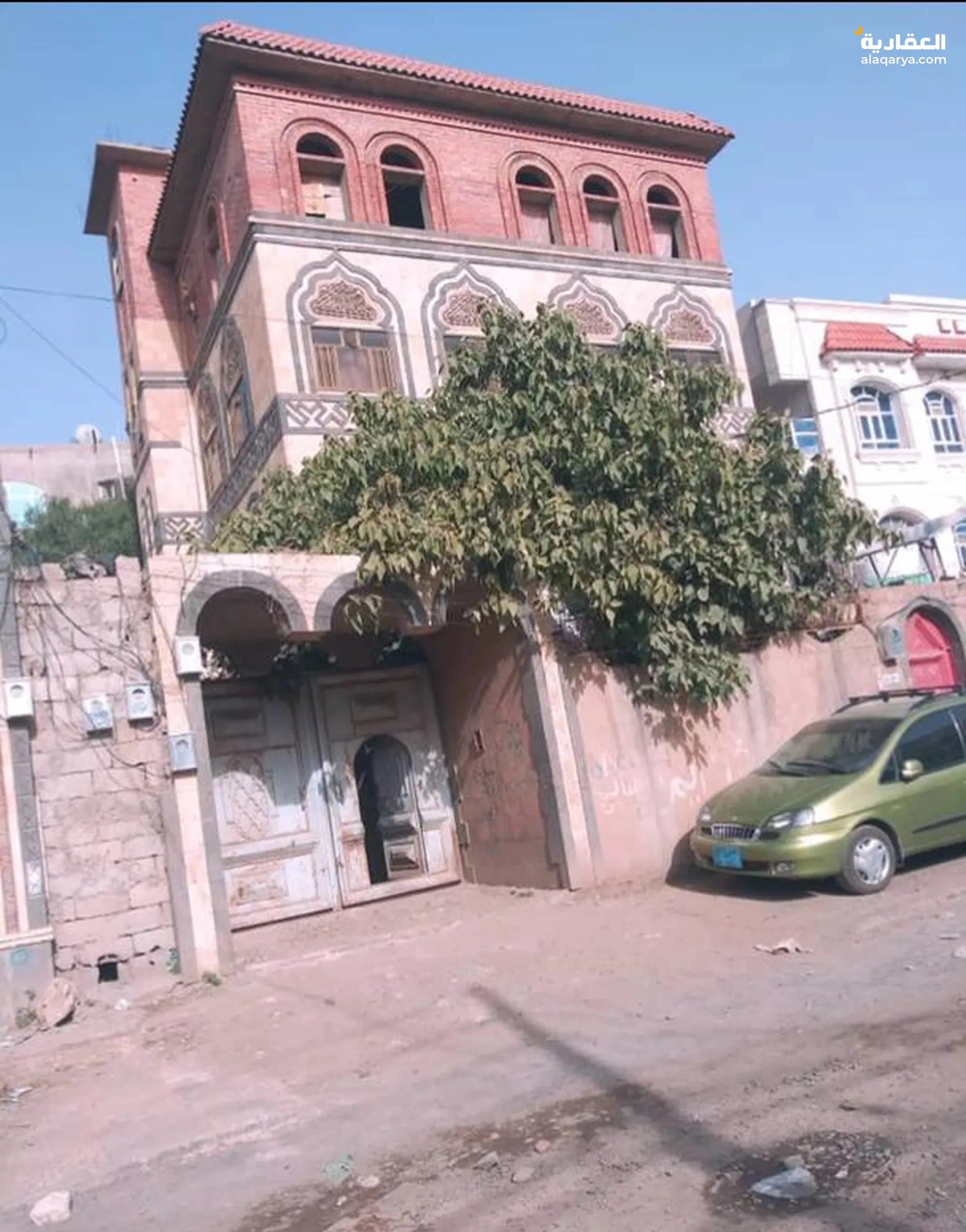 #عمارة اربعة ادور جديد لوكس السعر 350 مليون ريال يمني قابل للتفاوض