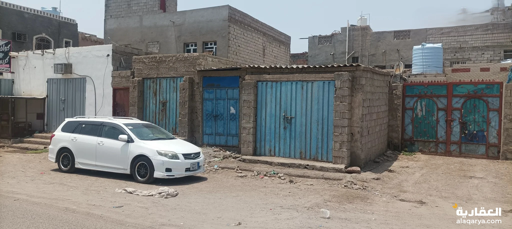 #بيت على الخط في الممدارة الجديد على خط بانافع