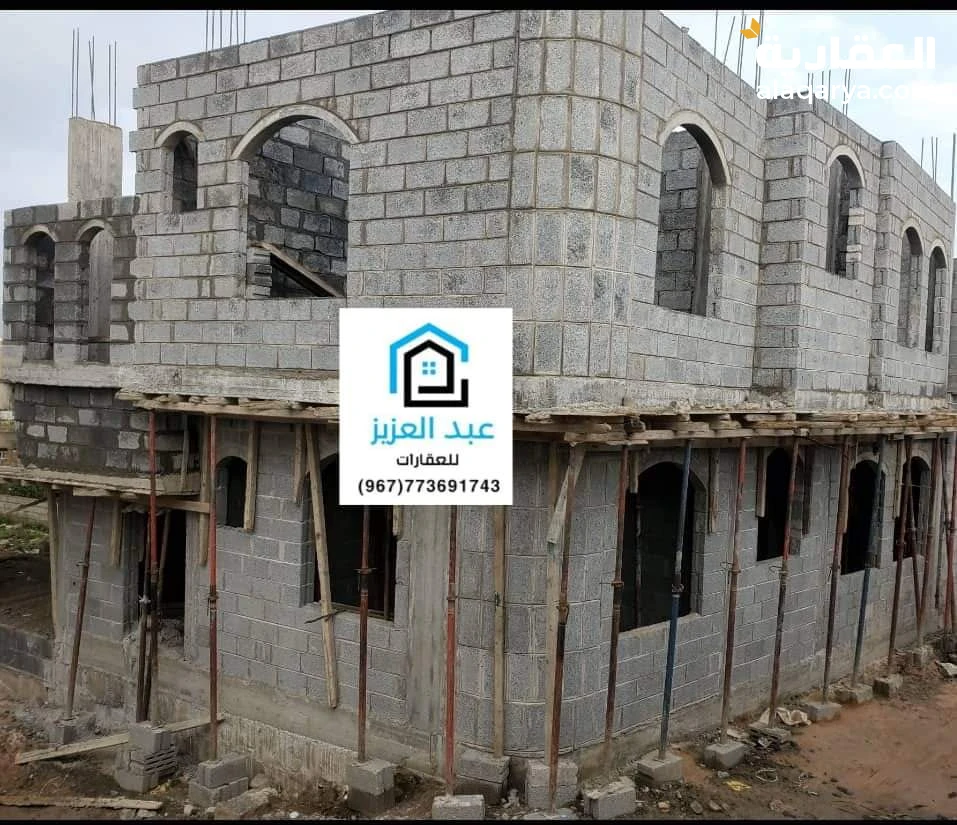 للبيع بيت دورين هردي شارعين اربعه واربعه صافي الشوارع