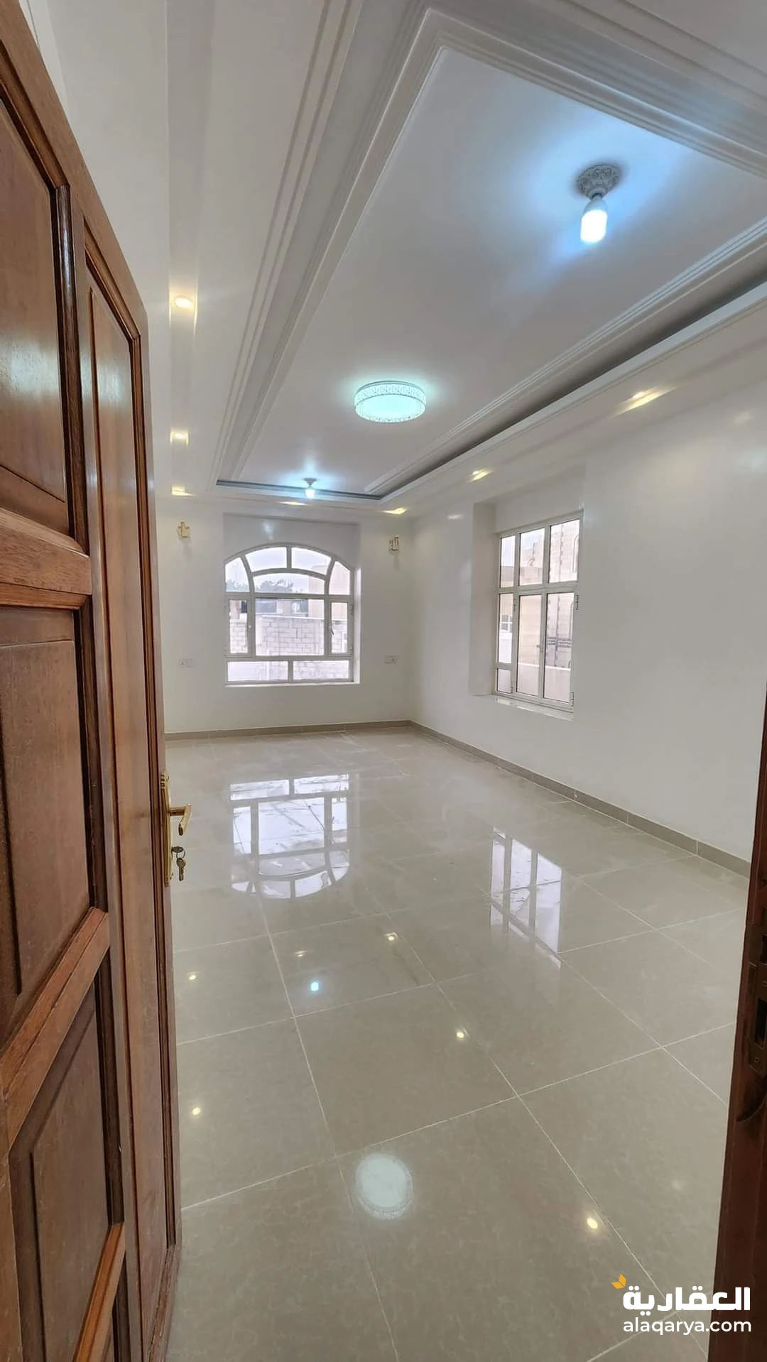 شقق للايجار في صنعاء | شقق VIP عملاقة مساحة280م للايجار صنعاء الاصبحي المقالح