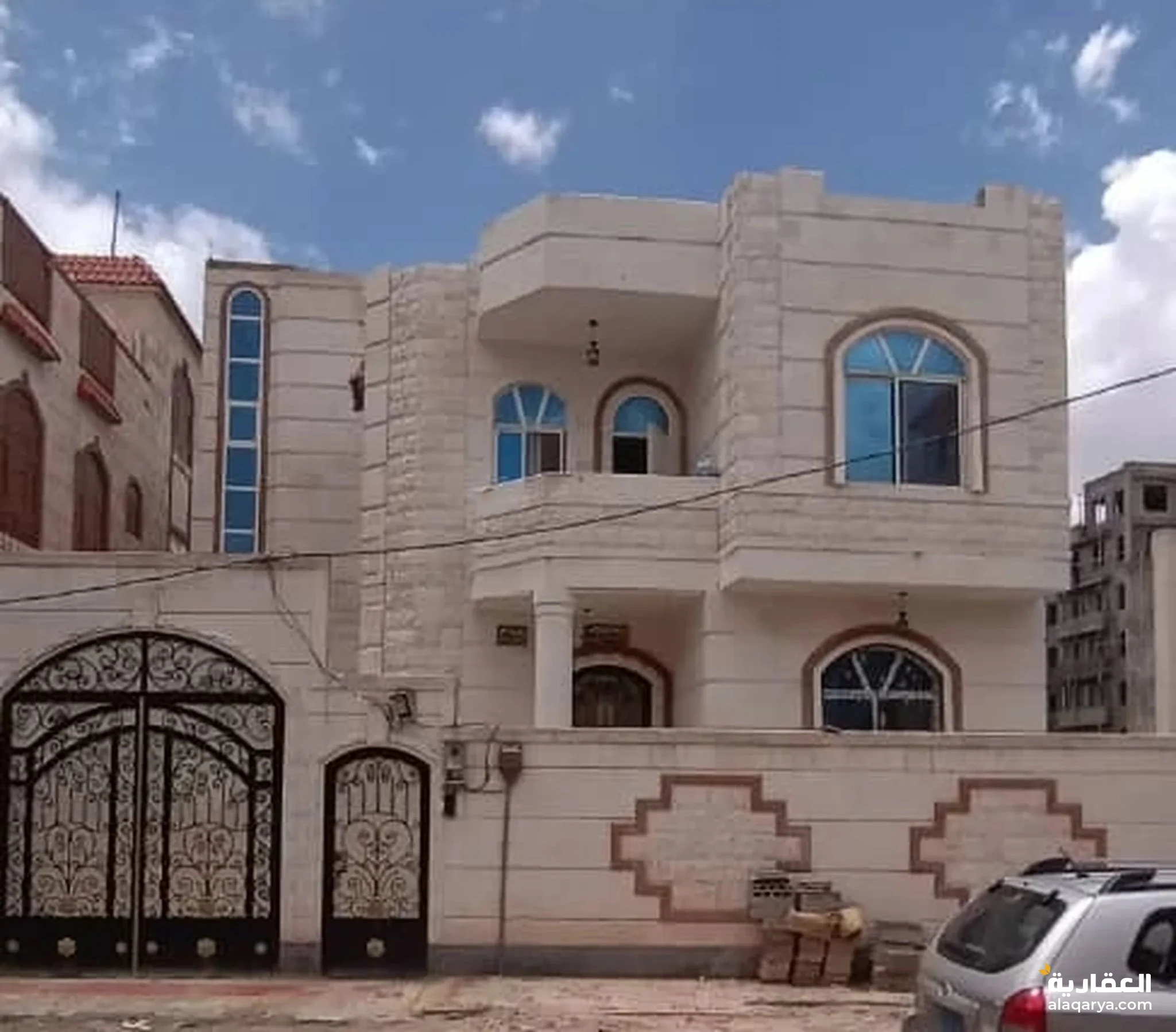 #فيلا دورين عرطه خلف سما مول بيت بوس مشطبه لكس