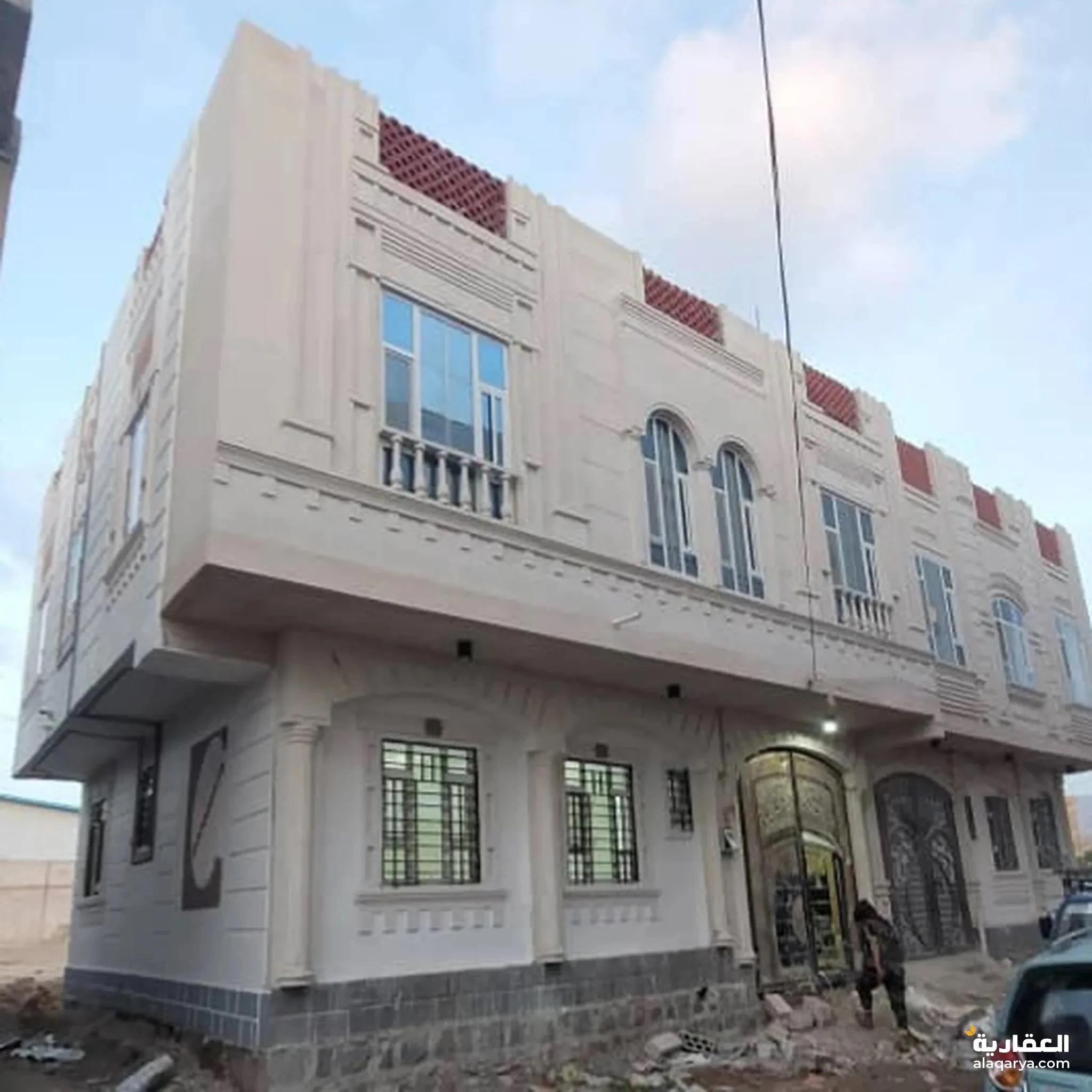 #للبيع عماره دورين ركنيه