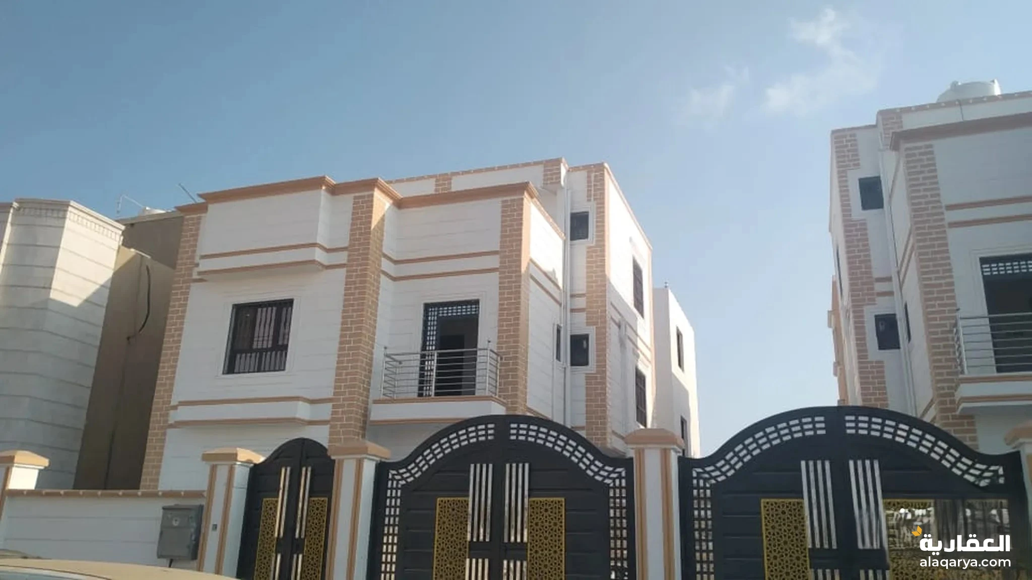 #فلتين بجانب بعض عرررطه