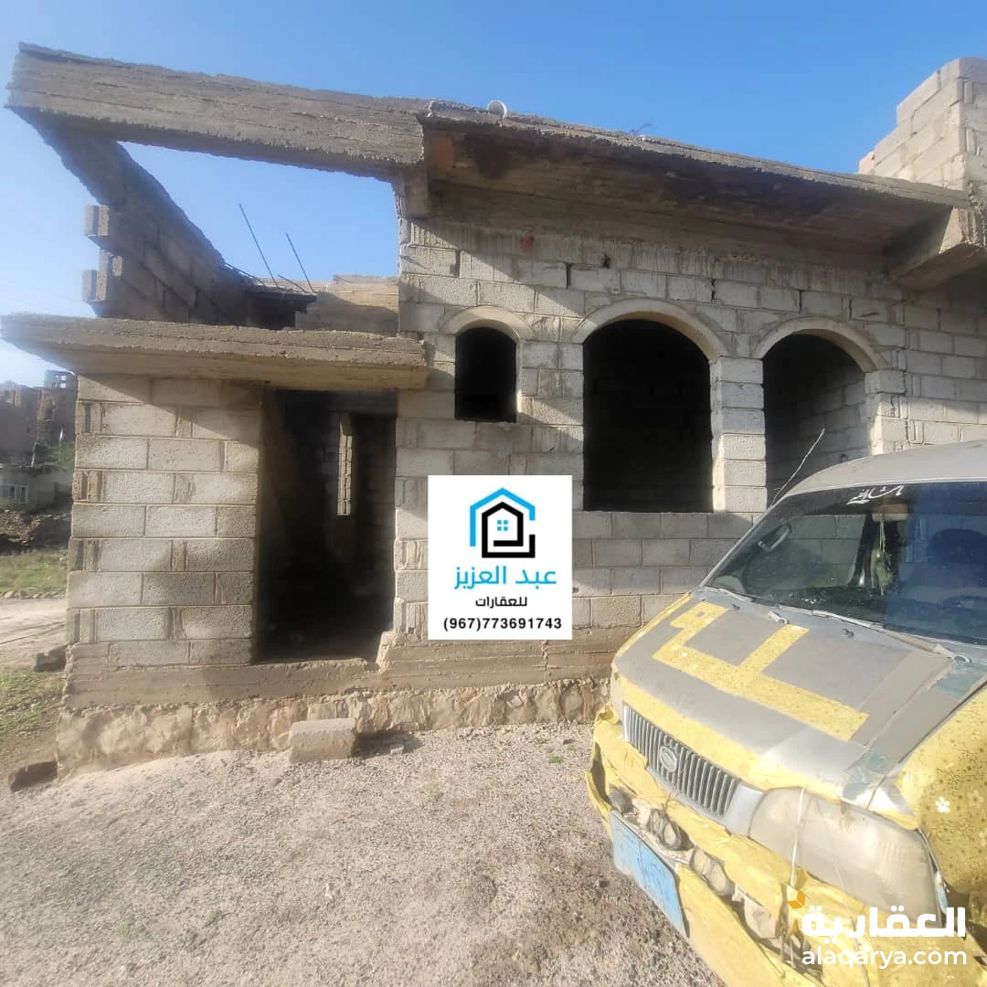 للبيع بيت في صنعاء سعوان العشه بعد المثلث عظم
