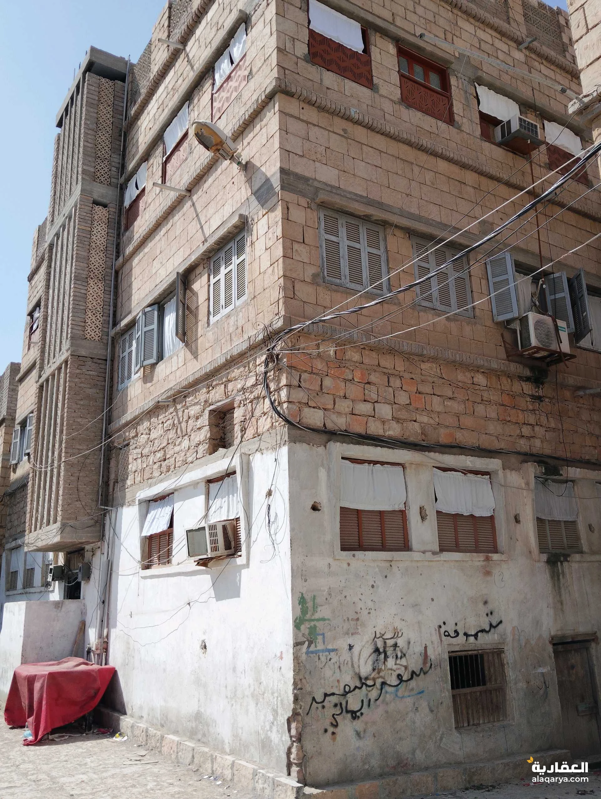 للبيع بيت شعبي المكلا الديس