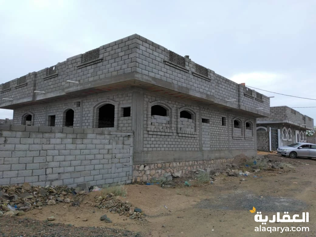 للبيع بيت عظم