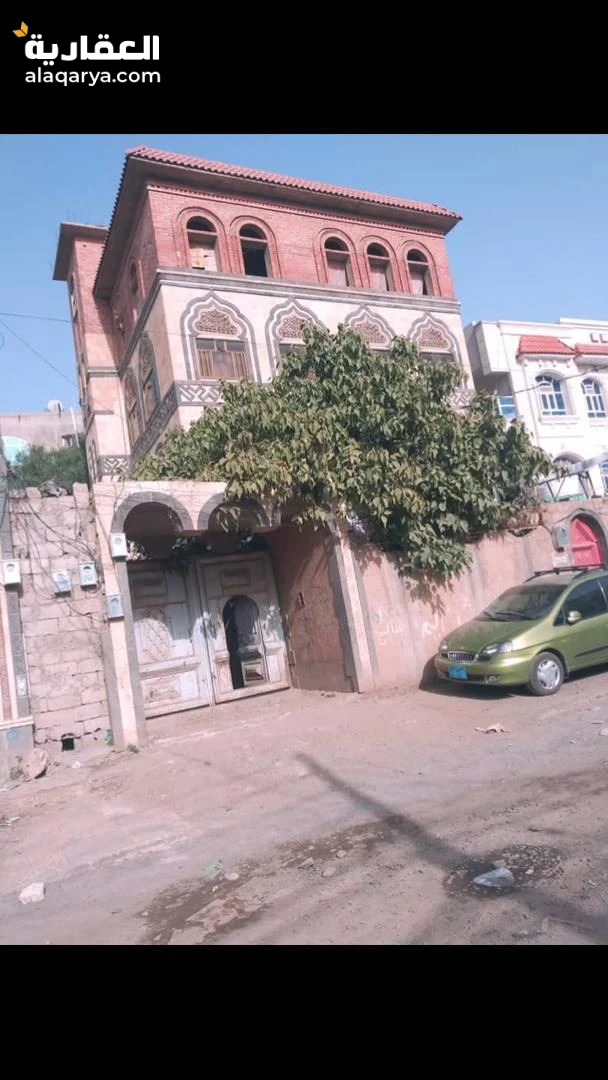 #عرطة بيت بدورم + 3 دور للبيع في صنعاء