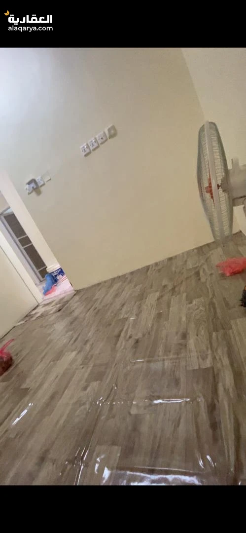 للبيع بيت شعبي