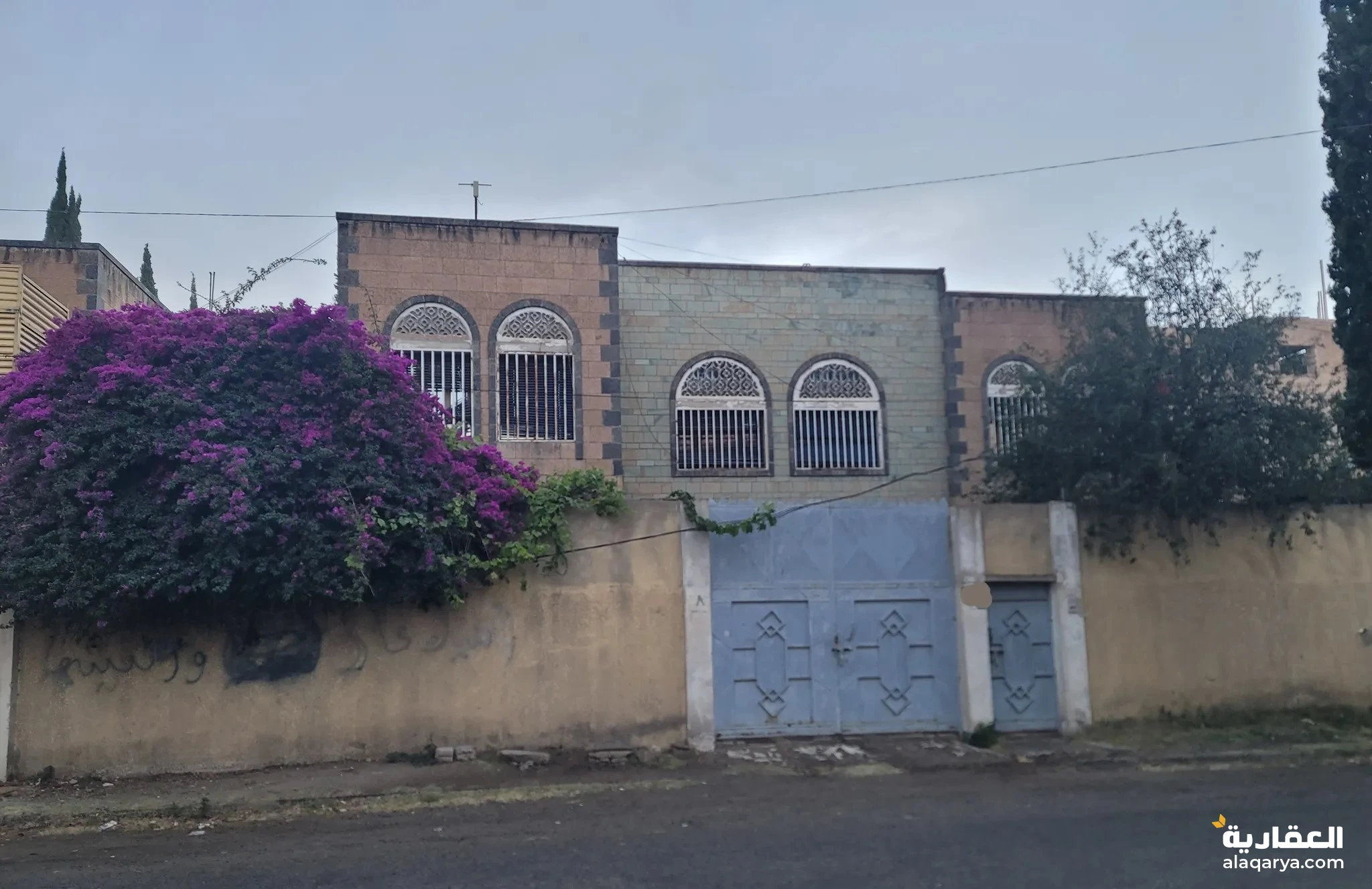 #فلة دورين وحوش سيارة للبيع من بيوت الاصبحي المعروفة