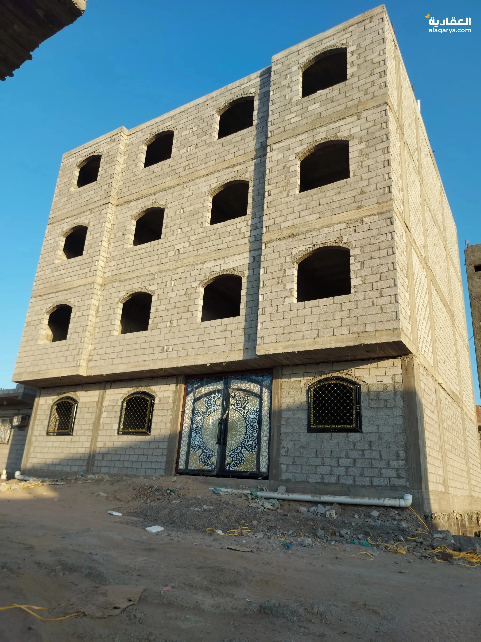 #عماره 4 أدوار حي الممدارة الجديدة بلك 12