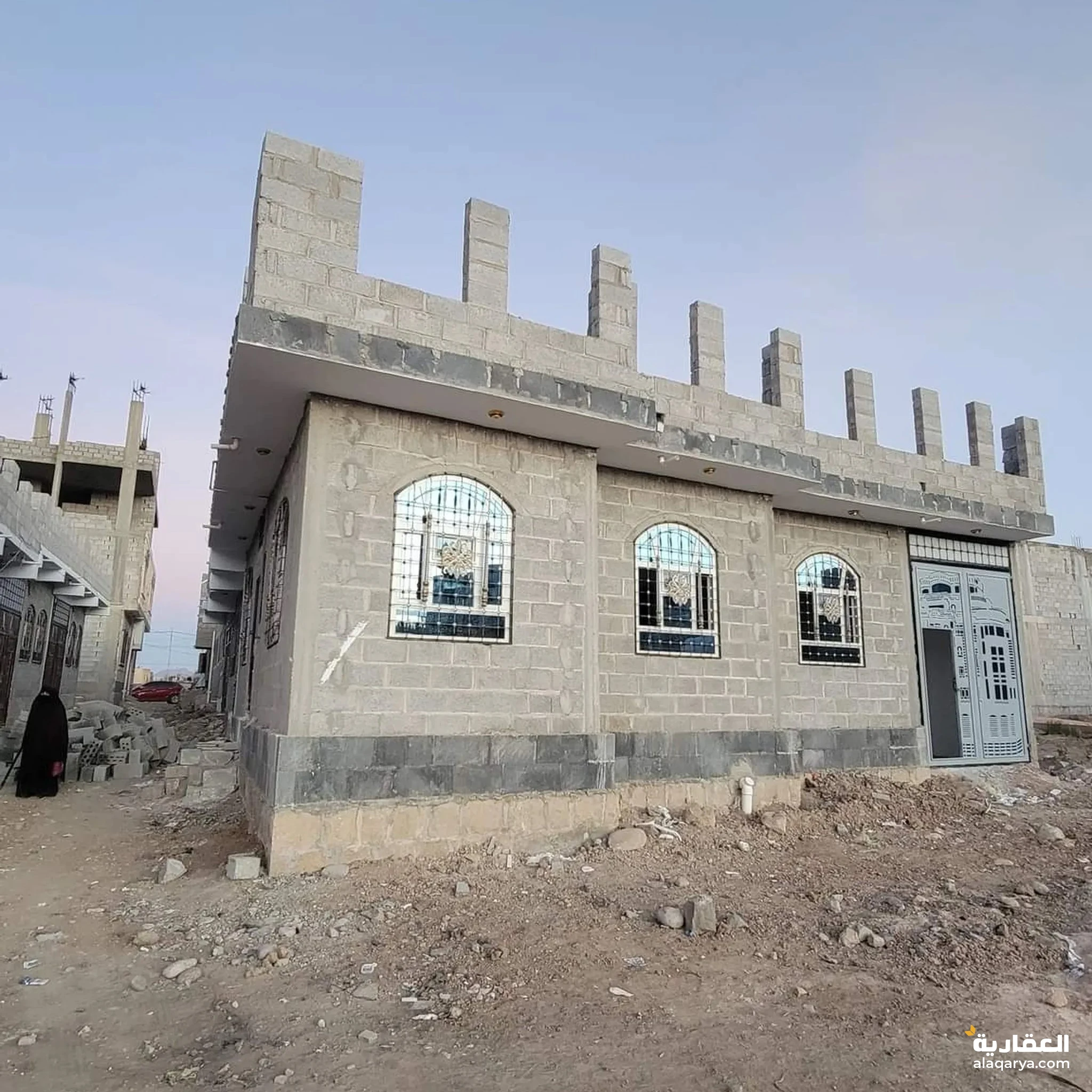 #بيت شارعبن مساحة لبنتين وربع قواعدعمدان مسلح هردي