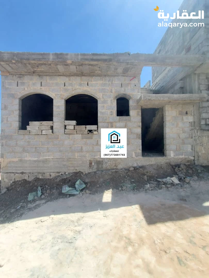 للبيع بيت عظم في صنعاء سعوان العشه خلف جامع الرسول الاعظم