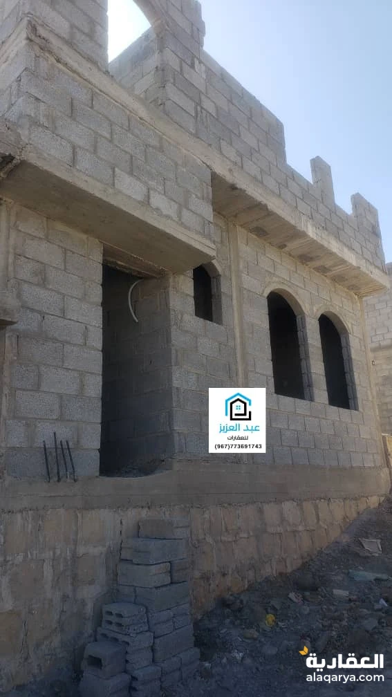 للبيع بيت عظم في صنعاء سعوان العشه خلف جامع الرسول الاعضم