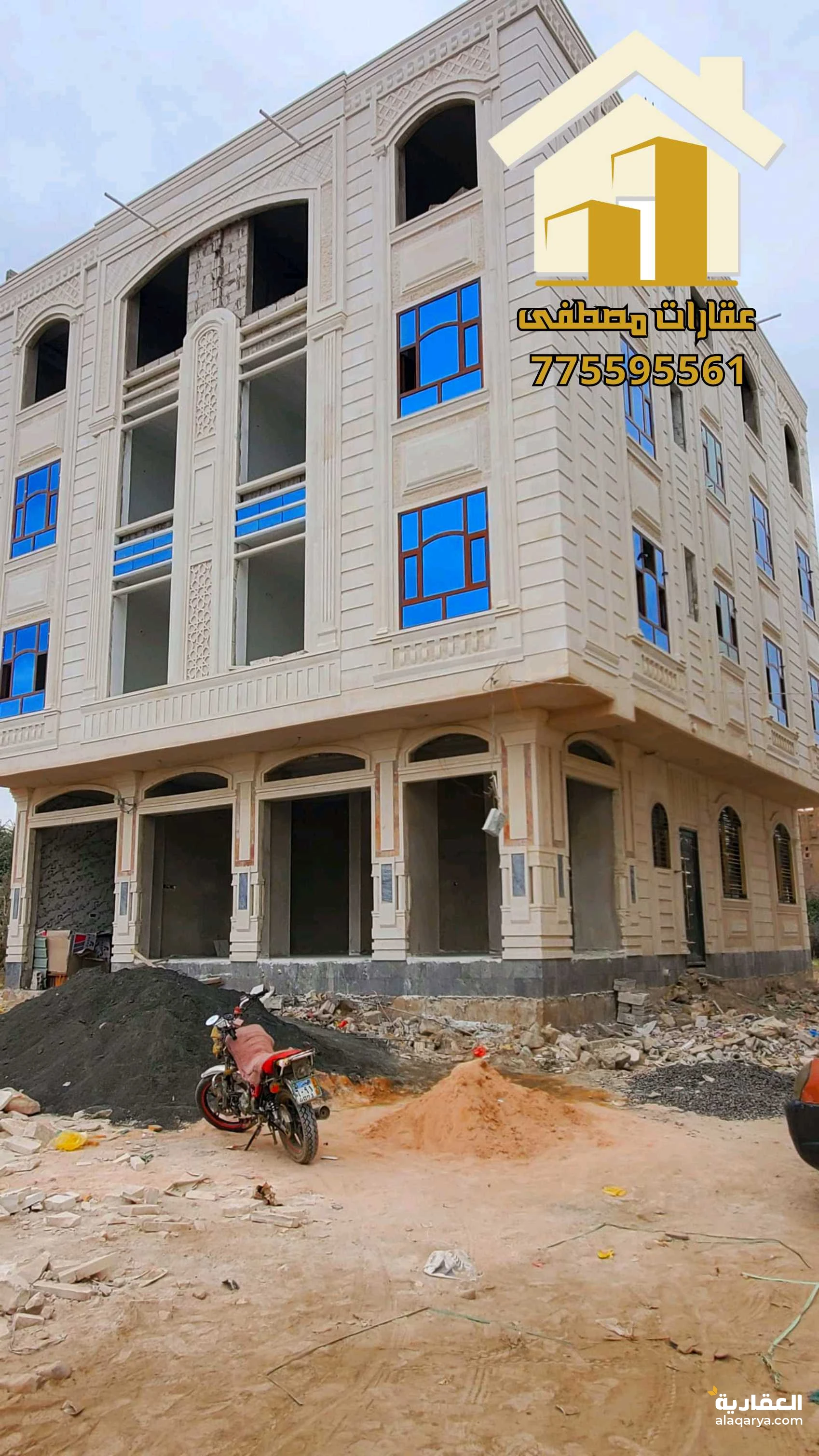 عمارة تجارية فاخرة وفي أرقى أحياء شارع النصر