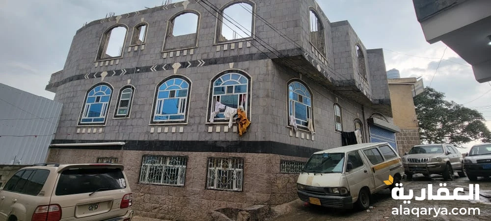 عماره دورين سكني للبيــع إب